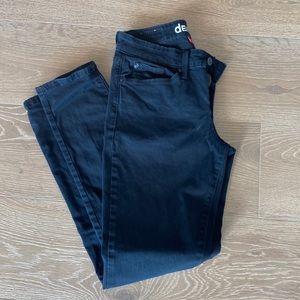 Levi’s Black Jeans